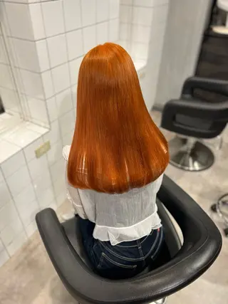 ロング カラー ハイトーンカラー 🦄レイヤーカットのヘアスタイル