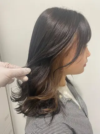 ミディアム カラー パーマ ヘアアレンジ ネイル マツエク・マツパ 韓国風ベージュ🤎 赤みなし🌿横浜🤎のヘアスタイル