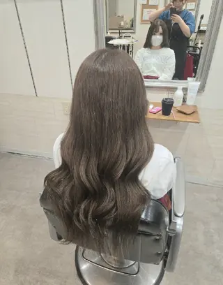 カラー ロング 暖色🍎透明感カラー 🩵小林かりんのヘアスタイル