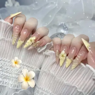 ネイル Rina Mika Nailsのネイルデザイン