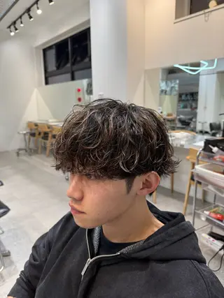 ショート パーマ fifth 村田 悠輔のヘアスタイル