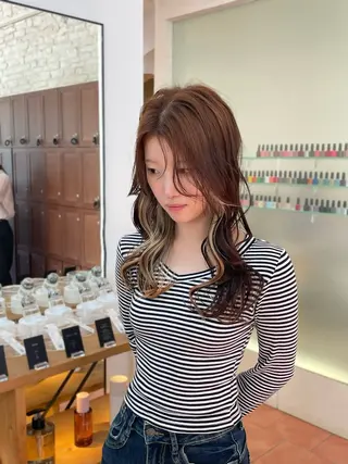 ロング ⭐️韓国ブリーチ 顔周りカット⭐️のヘアスタイル