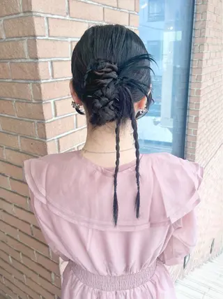 セミロング ヘアアレンジ ピンク系カラー💗 ヘアセット特化のヘアスタイル