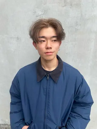 ミディアム カラー メンズ 💈ニュアンスパーマ センターパート💈のヘアスタイル