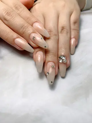 ネイル Emu Nailのネイルデザイン