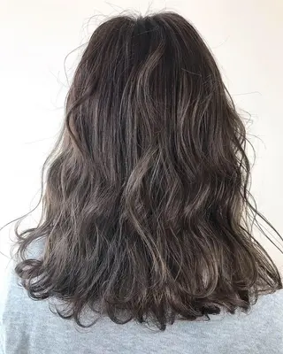 ミディアム カラー Lien 深井店のヘアスタイル