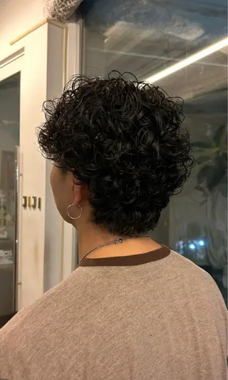 ショート パーマ メンズ 青木 真生のヘアスタイル