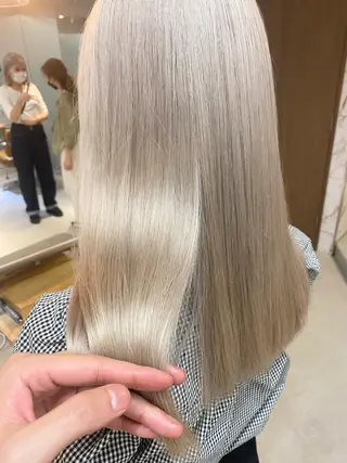 セミロング カラー ハイトーン×似合わせ 🌱中川慎之介のヘアスタイル