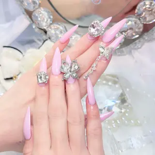 ネイル いちご ちゃんのネイルデザイン