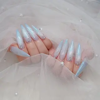 ネイル ラクロレ ハナ︎🌼のネイルデザイン
