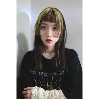 セミロング カラー 長谷川 絵美のヘアスタイル
