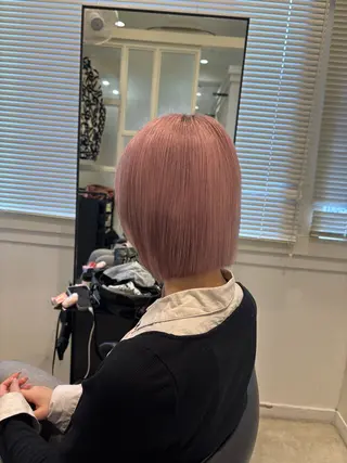 ショート ピンク🌸/暖色/ ブリーチ/横浜/金光のヘアスタイル