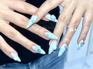 ネイル ✨Nailsalon Vi+✨のネイルデザイン