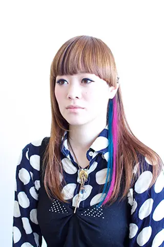 セミロング carre hair 店長 中園 武士のヘアスタイル