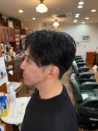 メンズ MOEHO /メンズカットのヘアスタイル