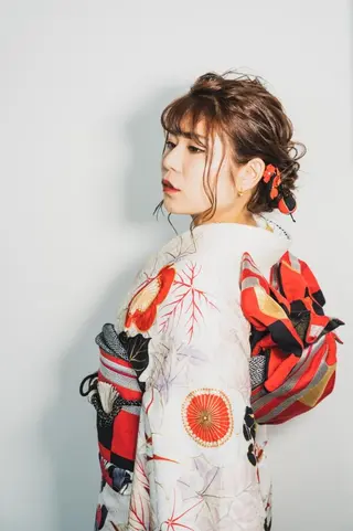 セミロング ヘアアレンジ asami ☆ミのヘアスタイル