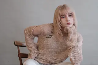 ミディアム アライ ナタカのヘアスタイル