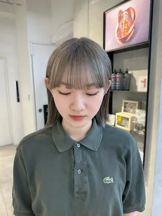 ミディアム カラー ヘアアレンジ ハイトーン特化 pepe🎀のヘアスタイル