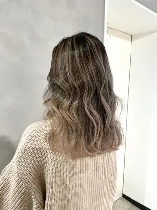 ミディアム カラー ブリーチ&髪質改善 TAIGAのヘアスタイル