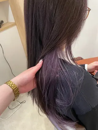 ロング 真銅 璃逗のヘアスタイル