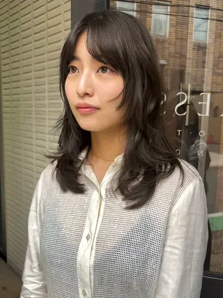 ミディアム カラー パーマ レイヤー/透明感/ ブリーチなし/わかなのヘアスタイル