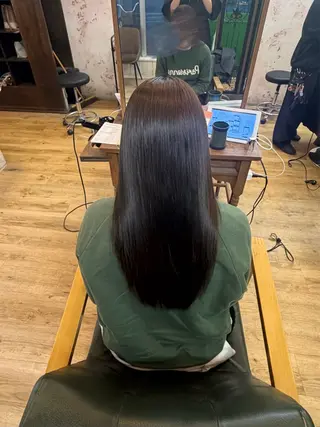 ロング ✨縮毛矯正✨艶髪✨️ 髪質改善✨大宮✨️のヘアスタイル