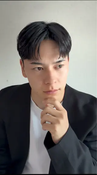 ショート パーマ メンズ 鮫島 連のヘアスタイル