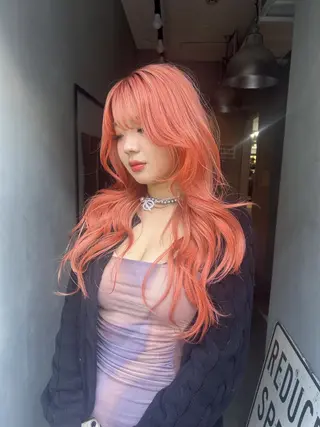 ロング XENA 渋谷店のヘアスタイル