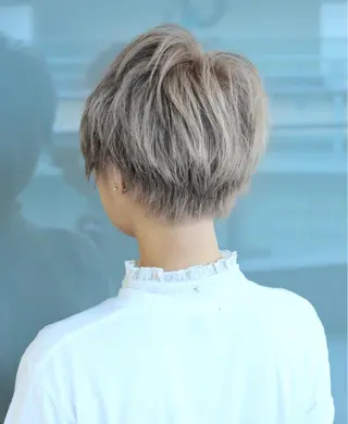ショート カラー 酒井 敬之のヘアスタイル