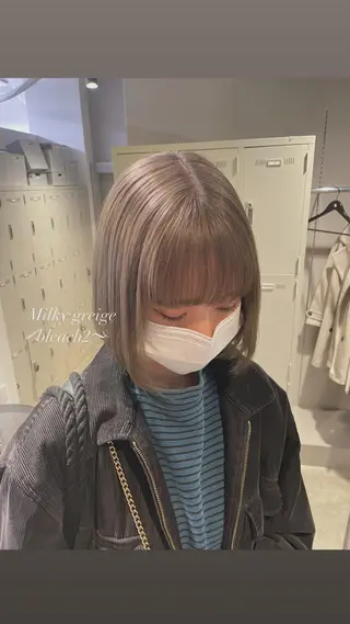 ミディアム カラー 抜け感レイヤー︴ ニュアンスカラーのヘアスタイル