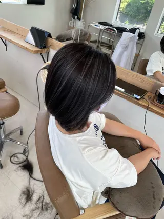 ミディアム 鈴木 妃帆未のヘアスタイル