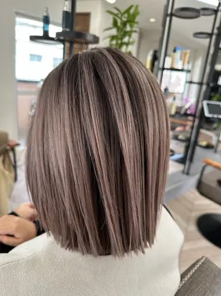 ショート カラー be flotのヘアスタイル