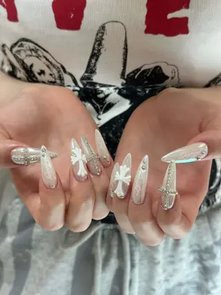 ネイル Eli Muse 新宿ネイルのネイルデザイン