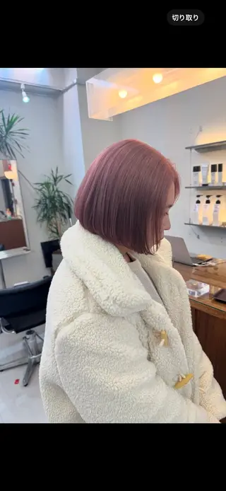 ショート カラー MIES amane(アマネ)のヘアスタイル
