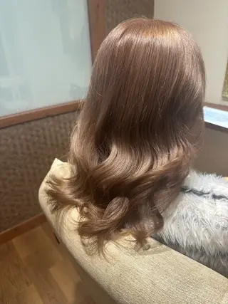 ミディアム RINA .のヘアスタイル