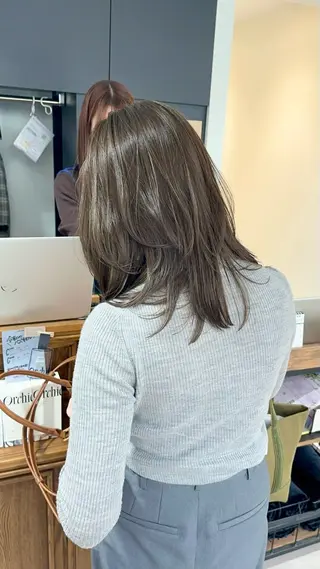 ミディアム カラー パーマ ヘアアレンジ メンズ キッズ レイヤーカット/ 巻ける縮毛矯正のヘアスタイル