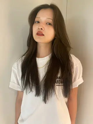 ロング サトウ ナナのヘアスタイル