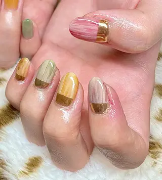 ショート カラー パーマ ヘアアレンジ メンズ キッズ ネイル マツエク・マツパ el. by Aoのネイルデザイン