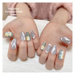 ミディアム ネイル 🐾enen style 🐾のネイルデザイン
