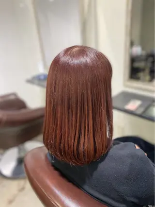 ミディアム 根本 真奈のヘアスタイル
