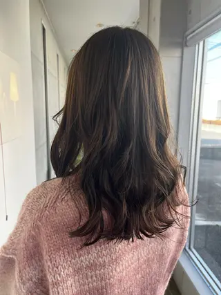 ミディアム おせ ちさとのヘアスタイル