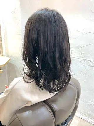ミディアム パーマ 髪質改善 縮毛矯正/ レイヤー/銀座/本木のヘアスタイル