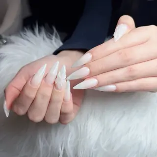 ネイル Lenie Nail Okuboのネイルデザイン