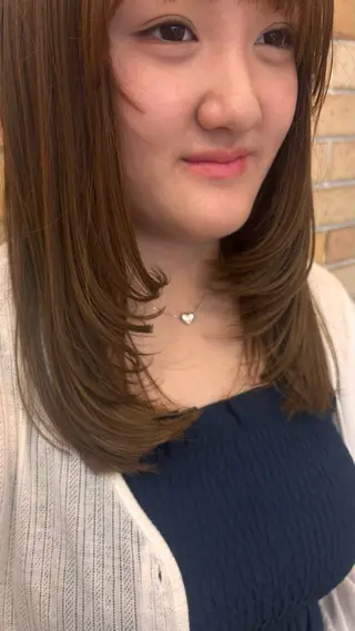 セミロング 艶カラー 髪質改善 🍓苺奈のヘアスタイル