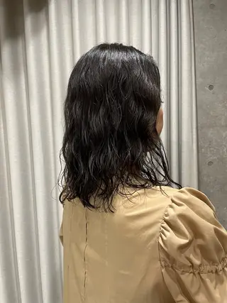 ミディアム カラー パーマ 表参道🌿赤み消し カラー/チナツのヘアスタイル