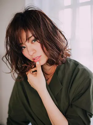ミディアム カラー パーマ 【公式】amble luxe池袋東口🩷のヘアスタイル