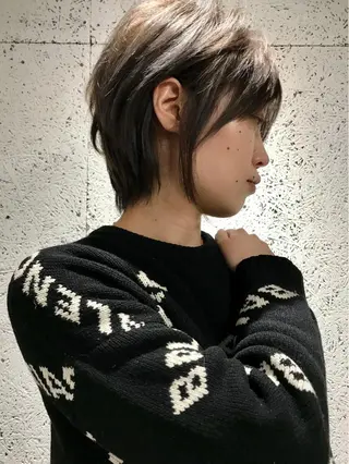 ショート カラー KOOKI スティードトーキョーのヘアスタイル