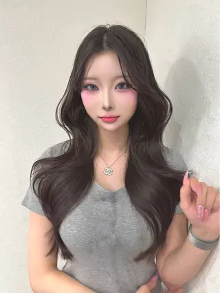 ロング カラー kaho /レイヤーカットのヘアスタイル