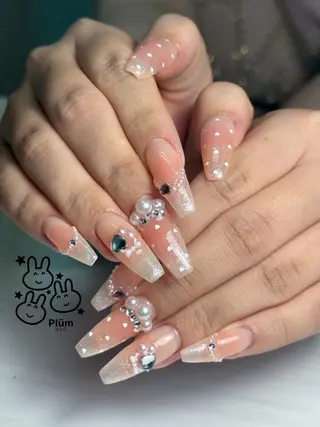 ネイル Plüm 実李のネイルデザイン