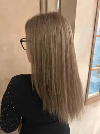 カラー 津村 優明のヘアスタイル